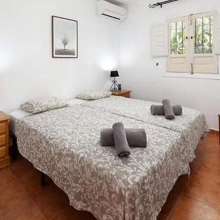 Palmas 4b Oasis Apartment Nerja