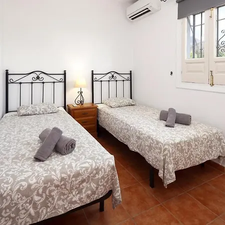 Palmas 4b Oasis Apartment Nerja